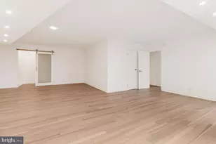 4601 N Park Ave, Chevy Chase, MD 20815 - Photo 20