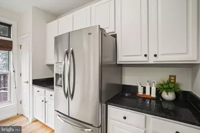 2028 Ashleigh Woods Court, Rockville, MD 20851 - Photo 12