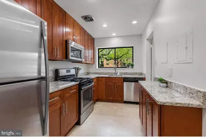 10636 Montrose Avenue #101, Bethesda, MD 20814 - Photo 4