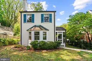 4908 Crescent St, Bethesda, MD 20816 - Photo 2