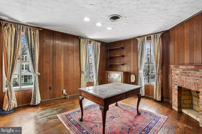 101 S Washington Street, Rockville, MD 20850 - Photo 44