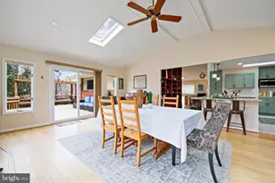 11403 Fairoak Dr, Silver Spring, MD 20902 - Photo 14