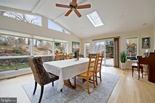 11403 Fairoak Dr, Silver Spring, MD 20902 - Photo 12