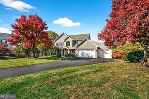 19505 Gray Farm Ct, Poolesville, MD 20837 - Photo 2