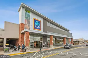 7810 Heritage Farm Dr, Gaithersburg, MD 20886 - Photo 56