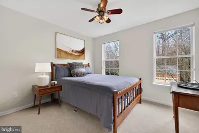 7810 Heritage Farm Drive, Gaithersburg, MD 20886 - Photo 22