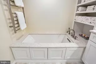 16100 Howard Landing Dr, Gaithersburg, MD 20878 - Photo 34