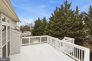 11401 Crownwood Ln, Rockville, MD 20850 - Photo 16