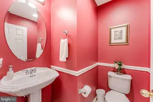 10005 Bald Cypress Dr, Rockville, MD 20850 - Photo 16