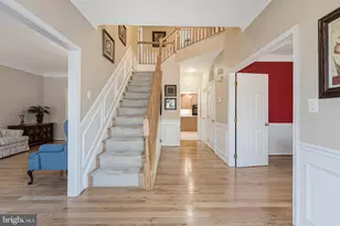 10005 Bald Cypress Dr, Rockville, MD 20850 - Photo 4