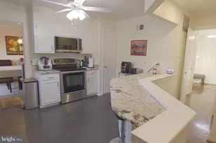 10277 Gainsborough Rd, Potomac, MD 20854 - Photo 8