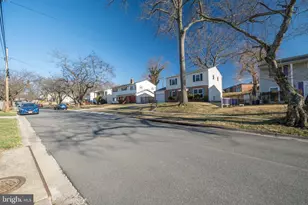 4718 Mercury Dr, Rockville, MD 20853 - Photo 36