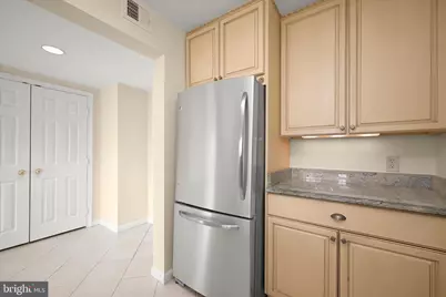 5450 Whitley Park Terrace #507, Bethesda, MD 20814 - Photo 12