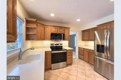 20069 Doolittle, Montgomery Village, MD 20886 - Photo 6