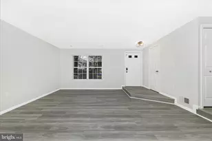 18959 Highstream Dr, Germantown, MD 20874 - Photo 4