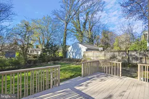 1123 Parrish Dr, Rockville, MD 20851 - Photo 18