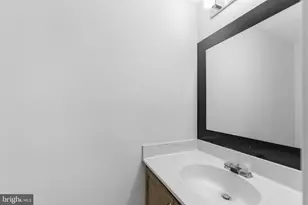 13308 Neerwinder Pl, Germantown, MD 20874 - Photo 18