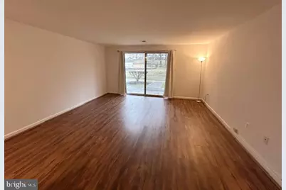 10212 Rockville Pike #102, North Bethesda, MD 20852 - Photo 4