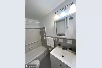 10212 Rockville Pike #102, North Bethesda, MD 20852 - Photo 12