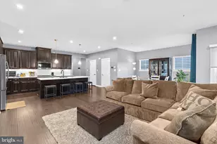 135 Limpkin Ave, Clarksburg, MD 20871 - Photo 8