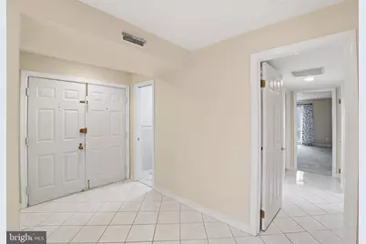 11400 Strand Drive #R-402, Rockville, MD 20852 - Photo 4