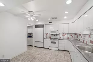 11400 Strand Dr, Rockville, MD 20852 - Photo 16