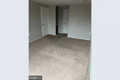 18050 Chalet Drive #14-302, Germantown, MD 20874 - Photo 4