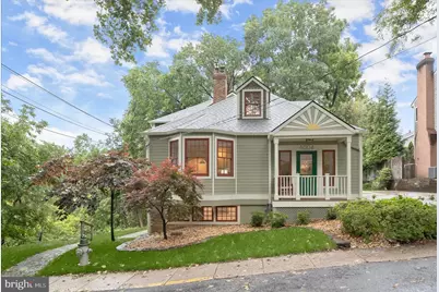 6004 Princeton Avenue, Glen Echo, MD 20812 - Photo 2