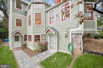 6004 Princeton Avenue, Glen Echo, MD 20812 - Photo 4