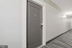 11801 Rockville Pik, Rockville, MD 20852 - Photo 12