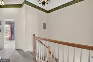 105 Crofton Hill Ln, Rockville, MD 20850 - Photo 20