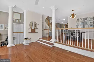 105 Crofton Hill Ln, Rockville, MD 20850 - Photo 6