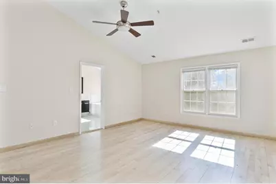 8428 Bells Ridge Terrace, Potomac, MD 20854 - Photo 12