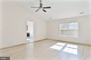 8428 Bells Ridge Terrace, Potomac, MD 20854 - Photo 12