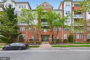327 King Farm Blvd, Rockville, MD 20850 - Photo 2