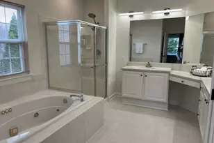 11305 Potomac Oaks Dr, Rockville, MD 20850 - Photo 6