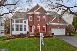 11305 Potomac Oaks Dr, Rockville, MD 20850 - Photo 1