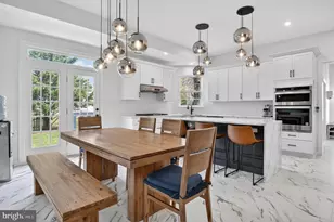 11305 Potomac Oaks Dr, Rockville, MD 20850 - Photo 16