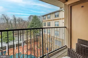 11800 Old Georgetown, North Bethesda, MD 20852 - Photo 18