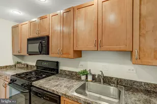 1900 Lyttonsville Rd, Silver Spring, MD 20910 - Photo 8