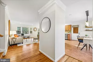 4 Cullinan Dr, Gaithersburg, MD 20878 - Photo 2
