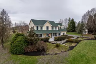 20409 Peach Tree Rd, Dickerson, MD 20842 - Photo 2