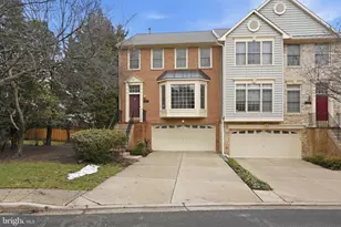 11311 Hollowstone Dr, North Bethesda, MD 20852 - Photo 1