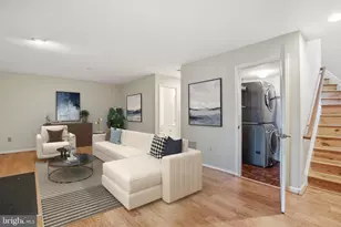 11311 Hollowstone Dr, North Bethesda, MD 20852 - Photo 8