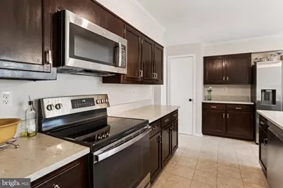 10233 Gainsborough, Potomac, MD 20854 - Photo 10