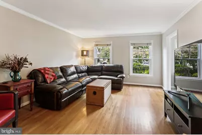 10233 Gainsborough, Potomac, MD 20854 - Photo 14