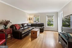 10233 Gainsborough, Potomac, MD 20854 - Photo 14