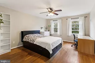 10233 Gainsborough, Potomac, MD 20854 - Photo 34