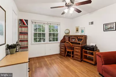 10233 Gainsborough, Potomac, MD 20854 - Photo 32