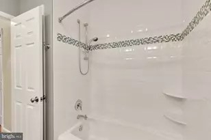 9836 Belhaven Rd, Bethesda, MD 20817 - Photo 40